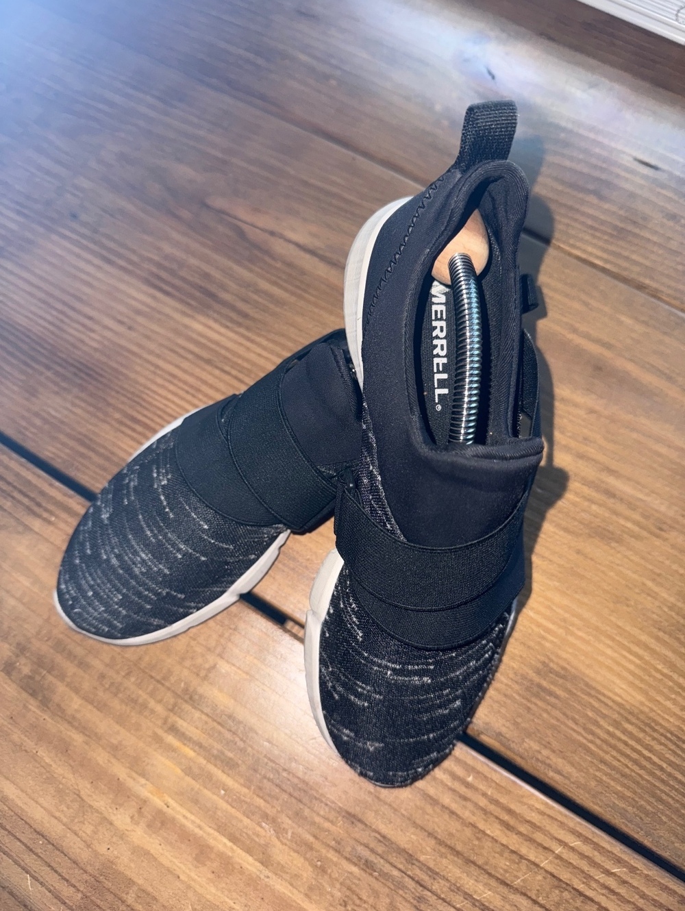 Merrell Women's Black Slip-On Athletic Shoes Size 8